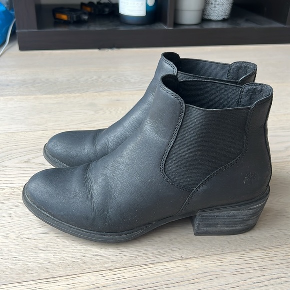 Timberland Women’s Chelsea boot - Picture 3 of 5